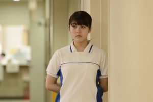 宇野愛海（廊下）