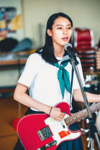 南沙良(みなみ・さら)/ 「キリン 午後の紅茶」の新TVCM「わたしらしいって、 最強だ。 夏」篇