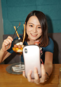 青木菜奈（あおき・なな）2020年5月29日 撮影：ACTRESS編集部